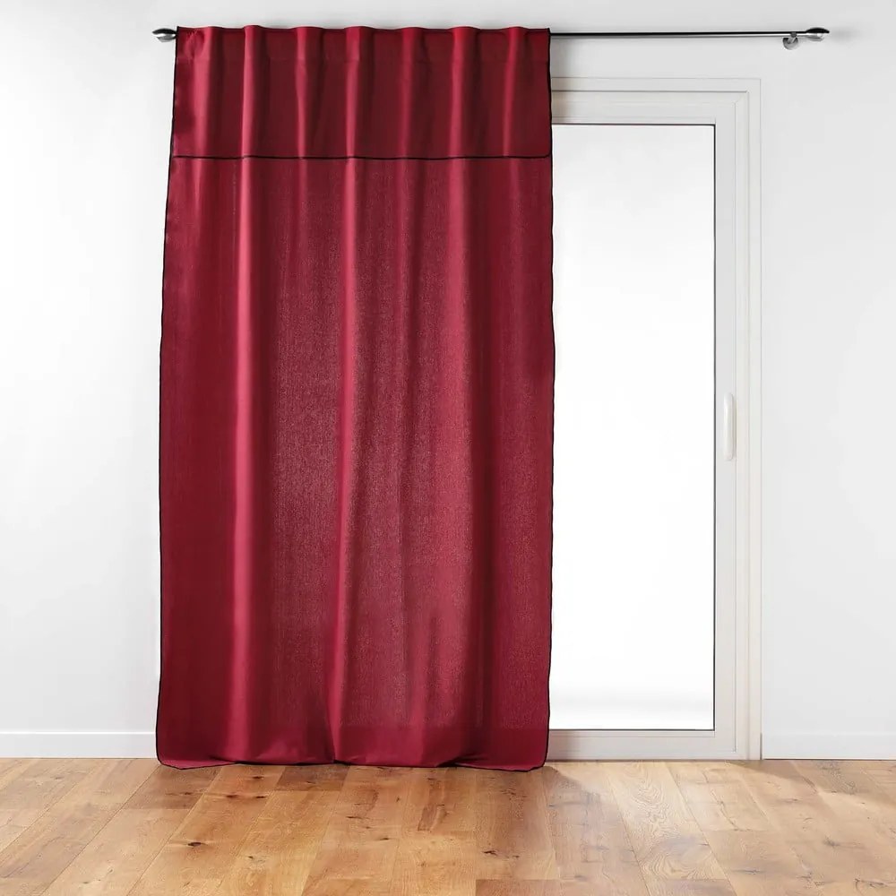 Borvörös függöny 140x240 cm Mistraline – douceur d'intérieur