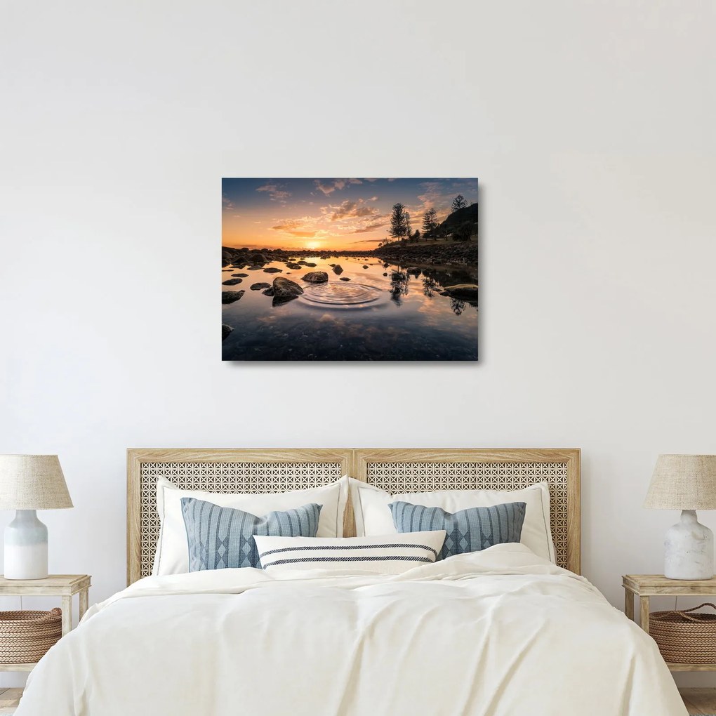 A vízfelület képe naplementekor (üvegen) (70x50 cm)