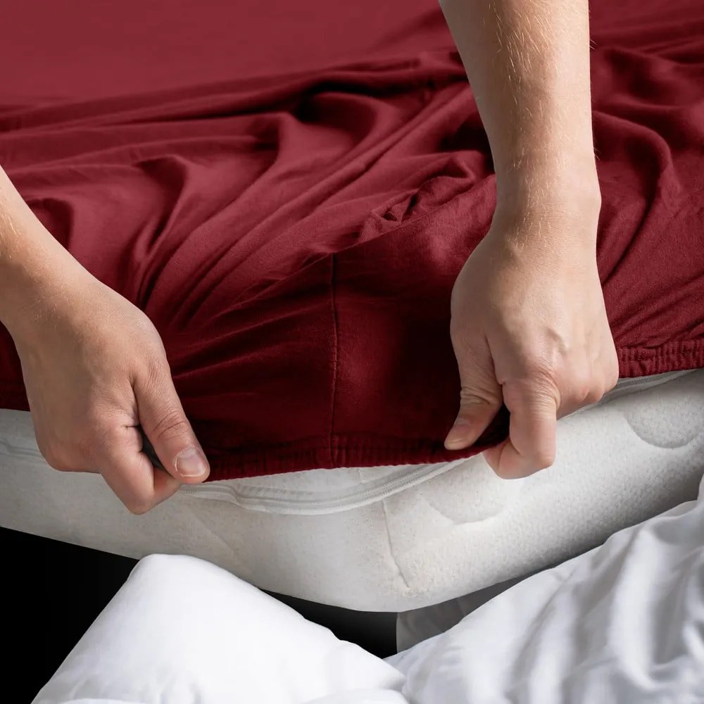 Borvörös gumis jersey lepedő 90x200 cm Amber – Restilo