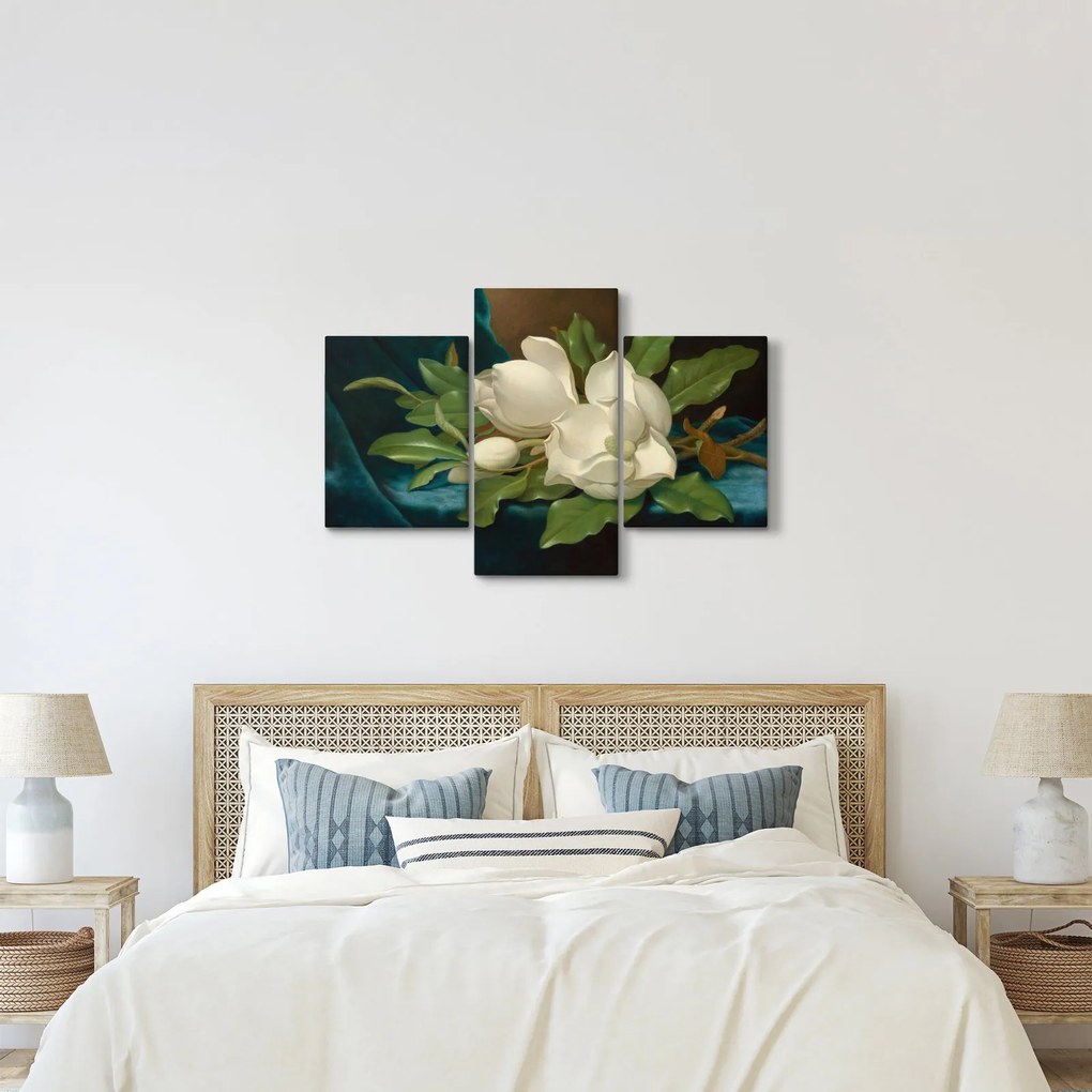 Kép - Martin Johnson Heade, Giant Magnolias on a Blue Velvet Cloth, reprodukciók (90x60 cm)