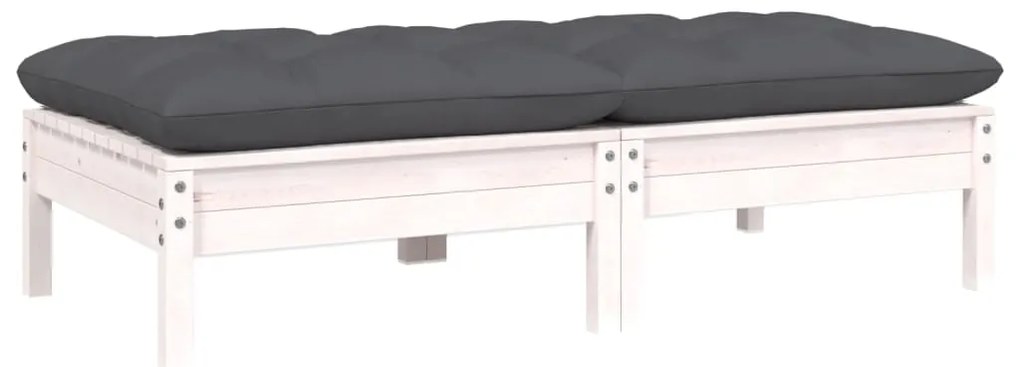 vidaXL kétszemélyes fehér tömör fenyőfa kerti kanapé párnákkal