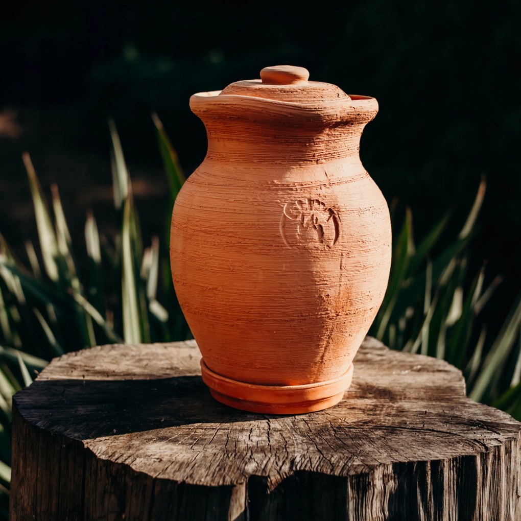 Agyag kancsó, fazék 1,5 l. Természetes vízszűrő tanúsítvánnyal ajándék