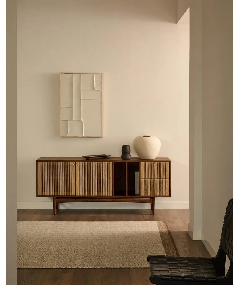 Barna alacsony komód diófa dekorral 180x73 cm Elan – Kave Home