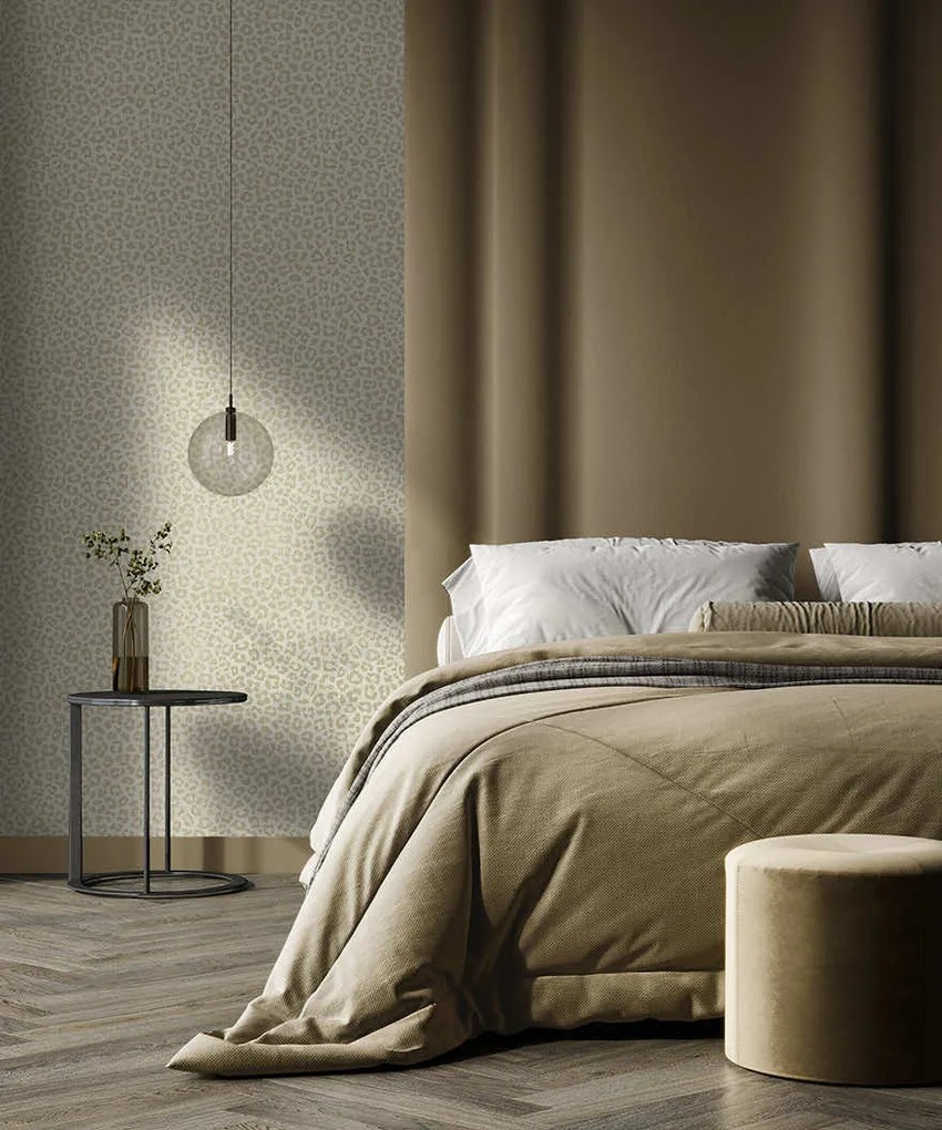 Holden Decor Essence Sunda krém leopárdmintás fémhatású vlies tapéta – 66300