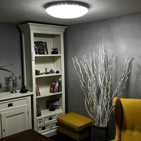 LED Dimmelhető mennyezeti lámpa LED/48W/230V 2700-6500K Wi-Fi Tuya + távirányító