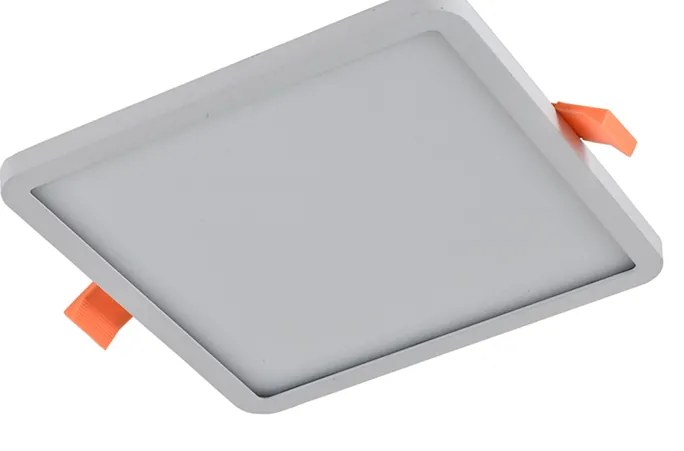 Slim Square álmennyezetbe süllyeszthető lámpa