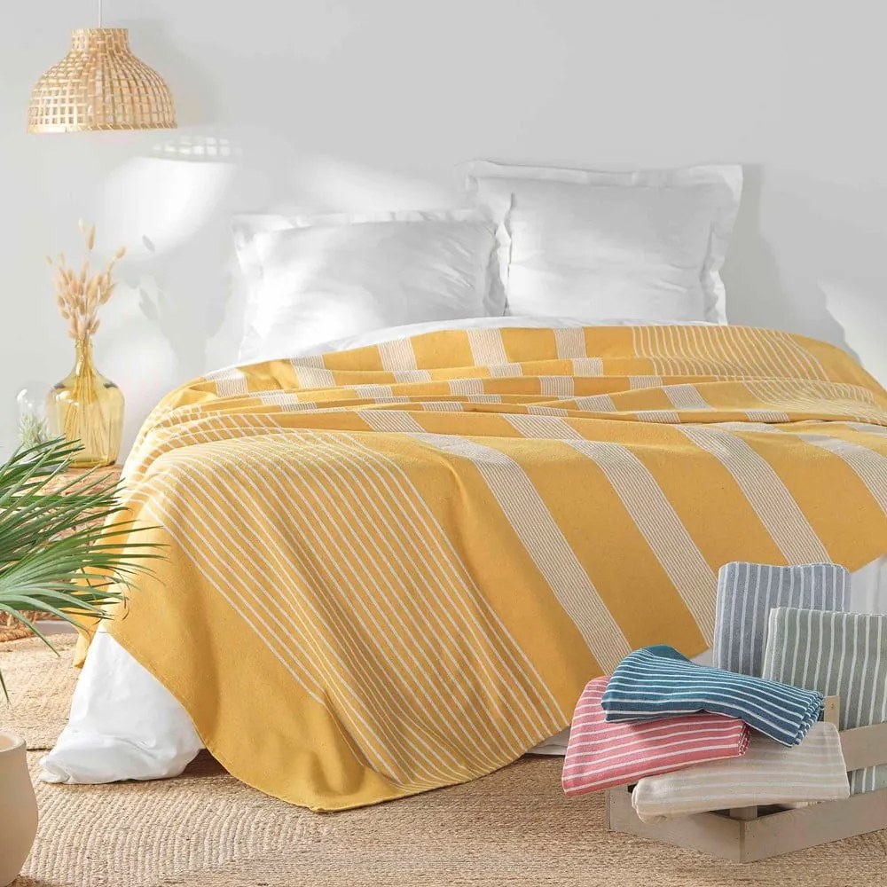 Sárga ágytakaró 240x260 cm Adele – douceur d'intérieur