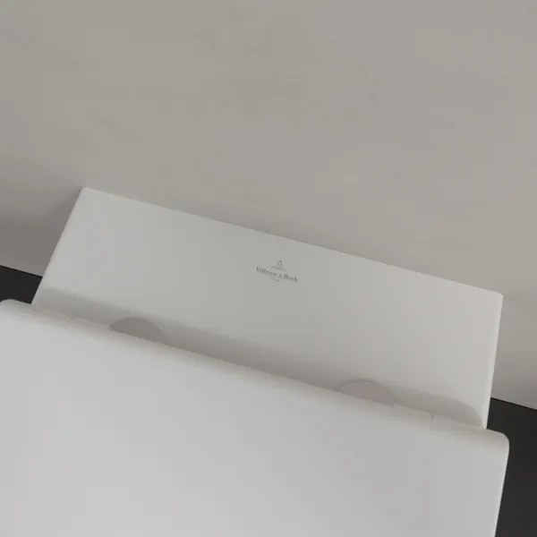 Villeroy & Boch 4670T901 - Függesztett WC SoftClose ülőkével SUBWAY kerámia/fehér