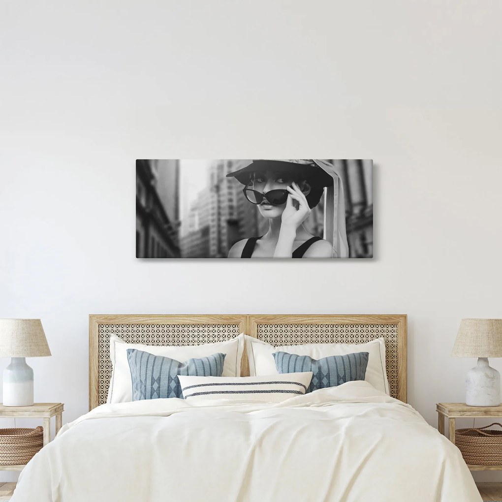 Egy nő képe (120x50 cm)