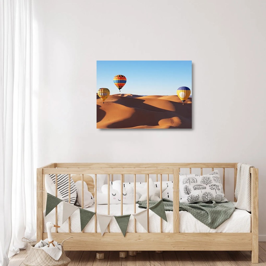 Kép - Repülő léggömbök a pusztában (üvegen) (70x50 cm)