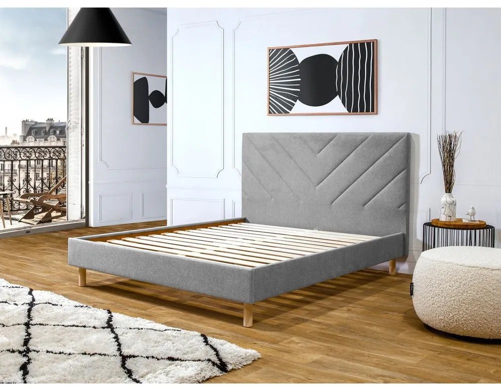 Világosszürke kárpitozott franciaágy ágyráccsal 160x200 cm Romane – Bobochic Paris