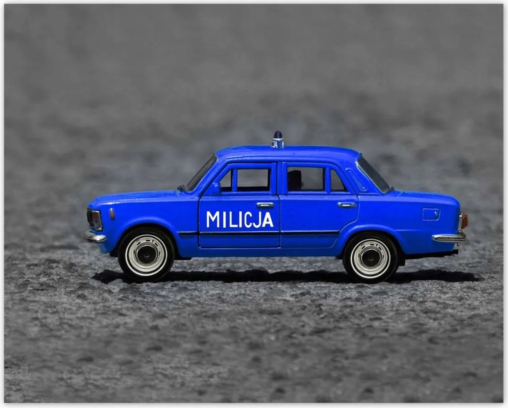 Poszterek 50x40 Nagy Fiat 125P Milícia Mo