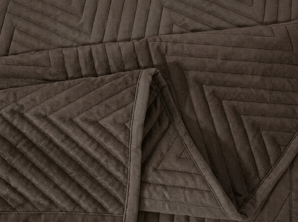 Bársonyos ágytakaró ARROW VELVET, sötétbarna Méret: 170 x 210 cm
