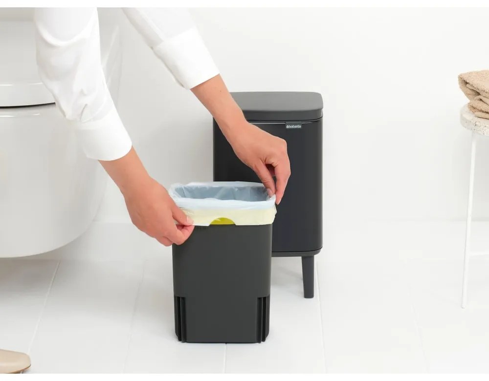 Matt fekete acél szemetes 4 l Bo Hi – Brabantia