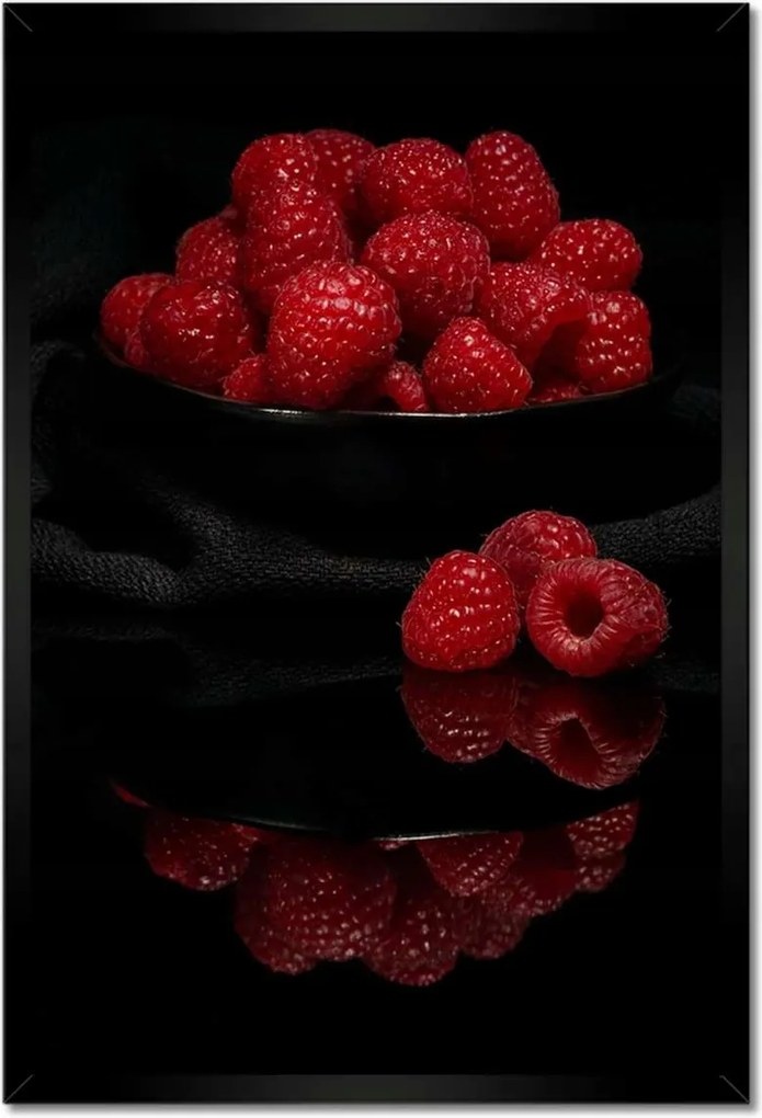 Poszterek keretben 40x60 Érett málna egy tálban