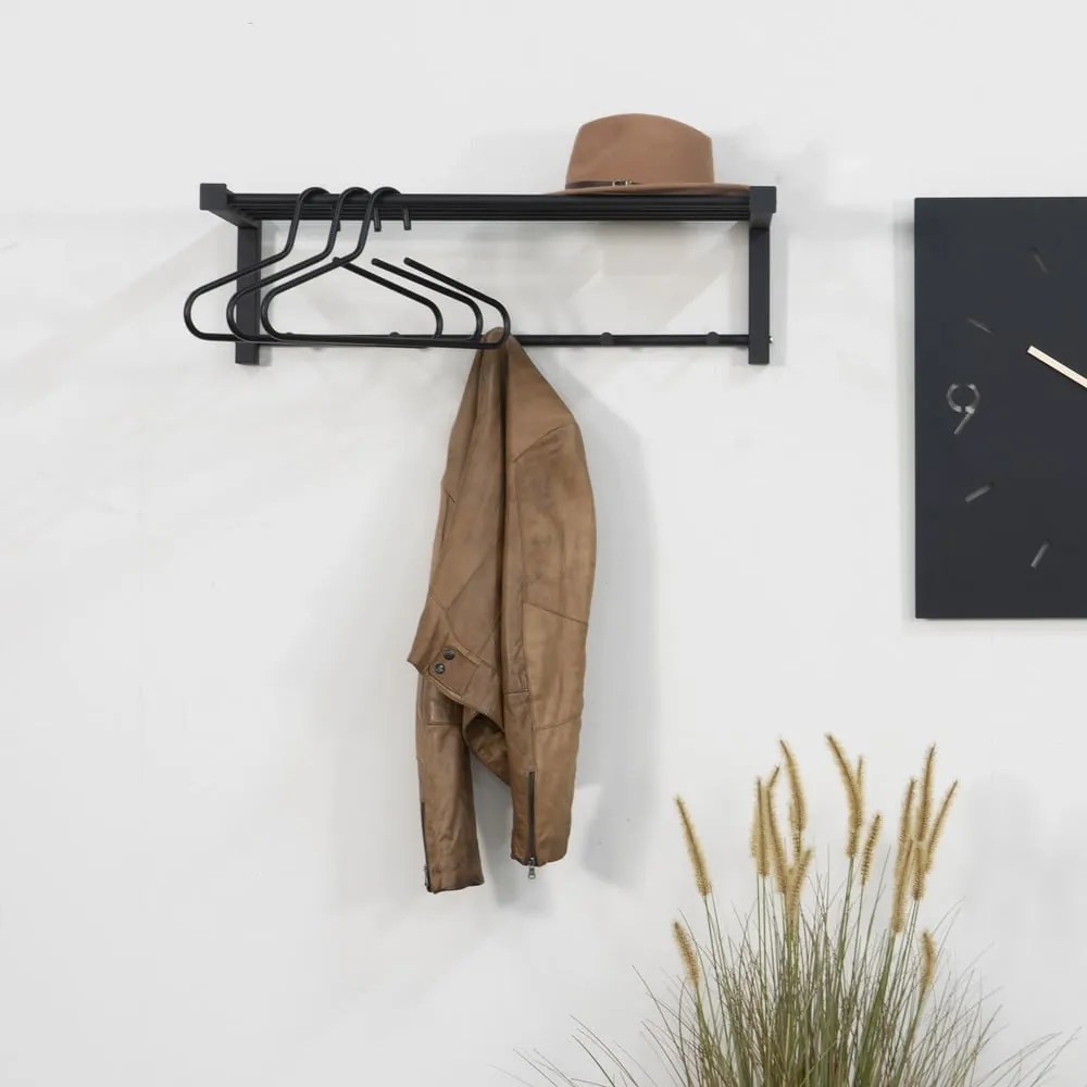 Fekete fém fali fogas 78,5 cm Bergum – Spinder Design