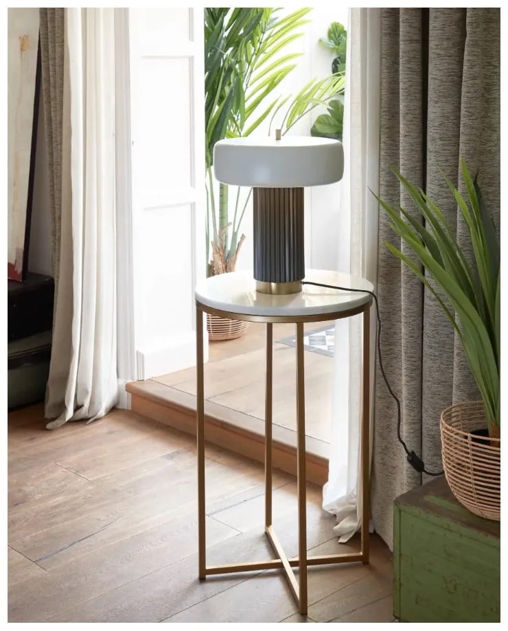 Fehér-zöld asztali lámpa fém búrával (magasság 37,5 cm) Serenella – Kave Home