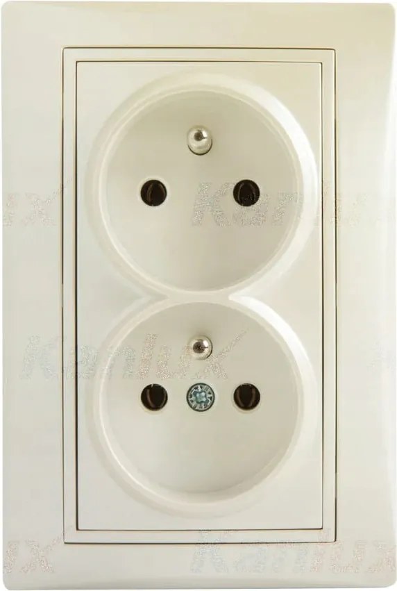 Dupla francia aljzat Domo Kanlux érintkezőkkel