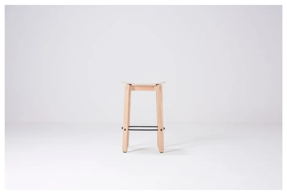 Natúr színű tölgyfa bárszék (ülésmagasság 65 cm) Nora – Gazzda