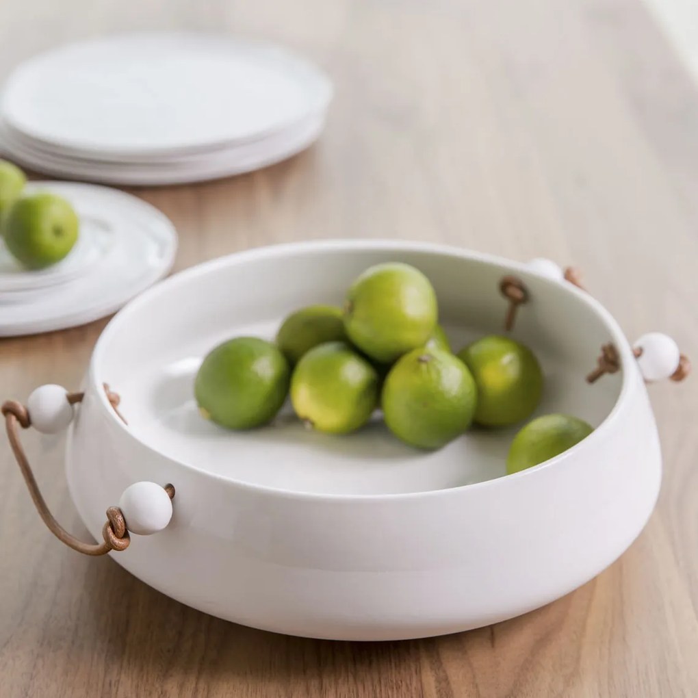 Fehér porcelán tál bőr fogantyúval