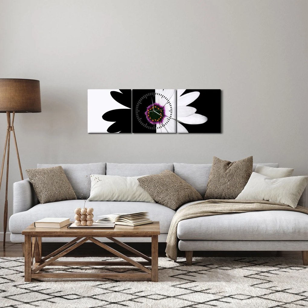 Egy fekete-fehér virág képe (órával) (90x30 cm)