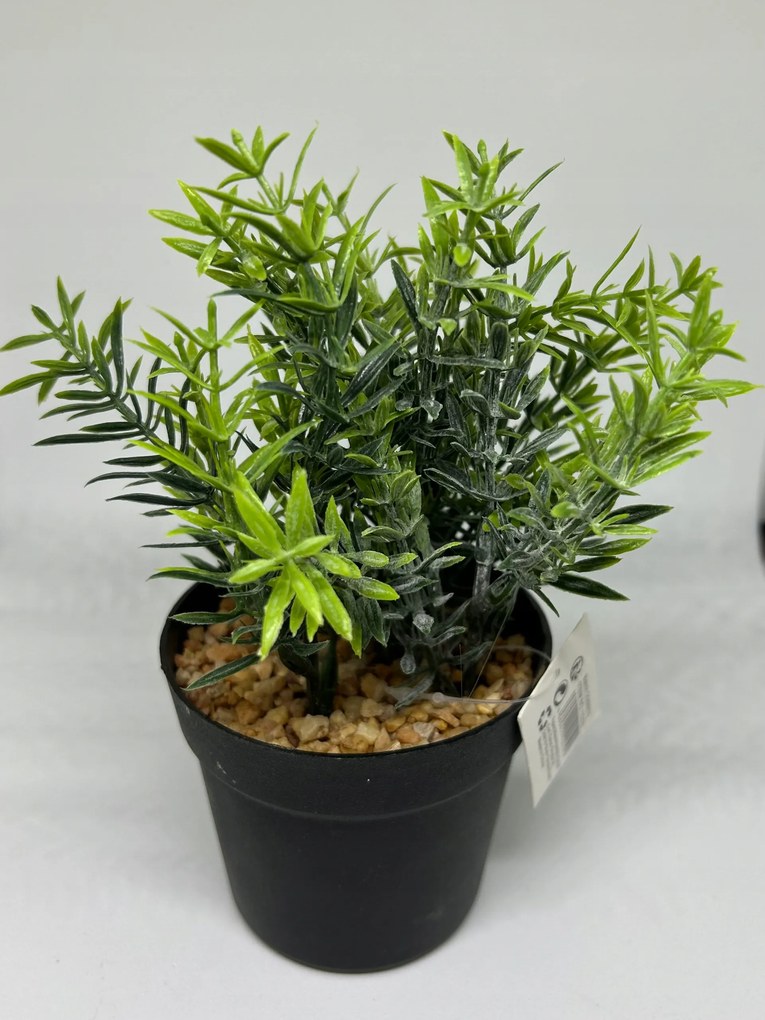 Mesterséges növény egy cserépben