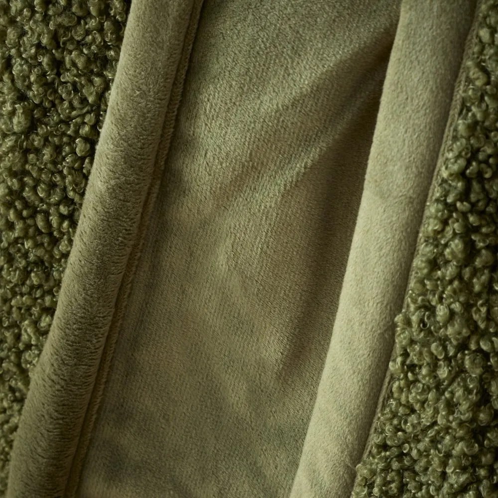 Zöld mikroplüss takaró 130x170 cm Velvet Boucle – Catherine Lansfield