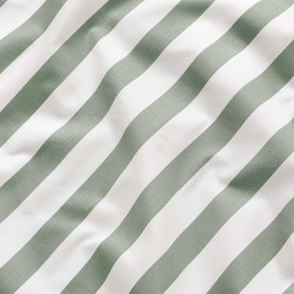 Goldea pamut ágyneműhuzat - pünkösdi rózsamintás, zsálya színű csíkos hátoldal 240 x 220 és 2db 70 x 90 cm
