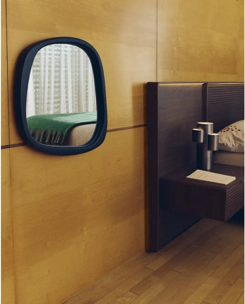 Fali tükör tömörfa kerettel 45,5x47 cm Alura – Kave Home