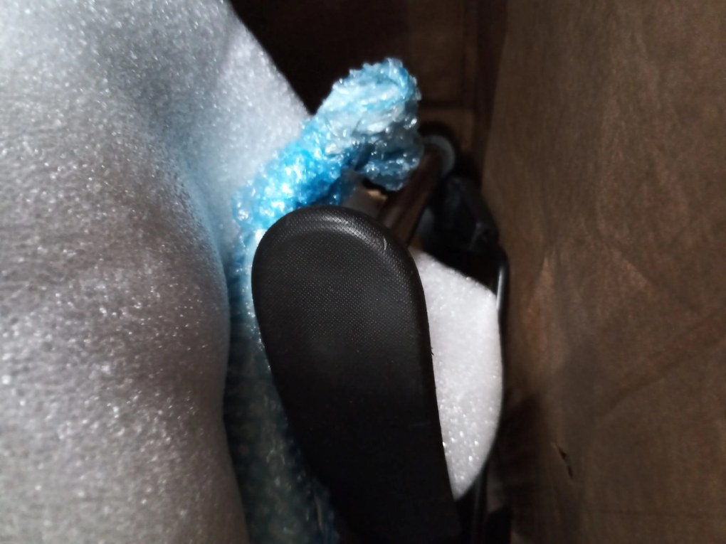 AKCIÓ Fekete irodai szék KOTWE II. osztály