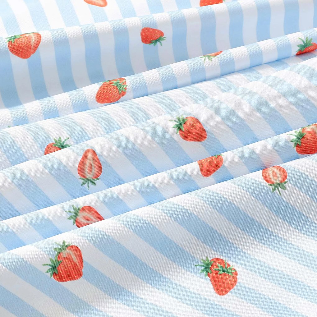 Goldea teflonos asztalterítő -  eprek kék csíkos alapon 80 x 80 cm