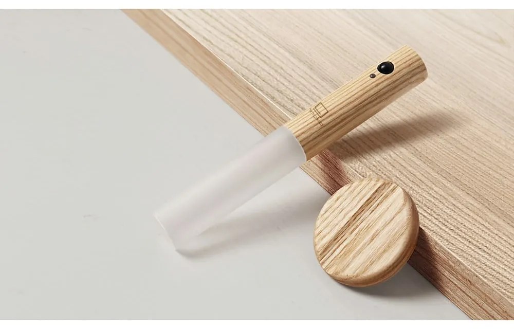 USB-s LED fali lámpa Baton – Gingko