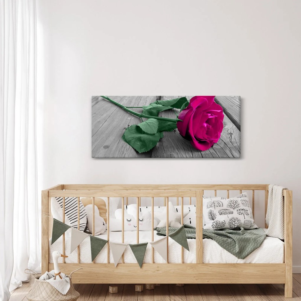 Kép - Rózsaszín rózsa zöld szárral (120x50 cm)