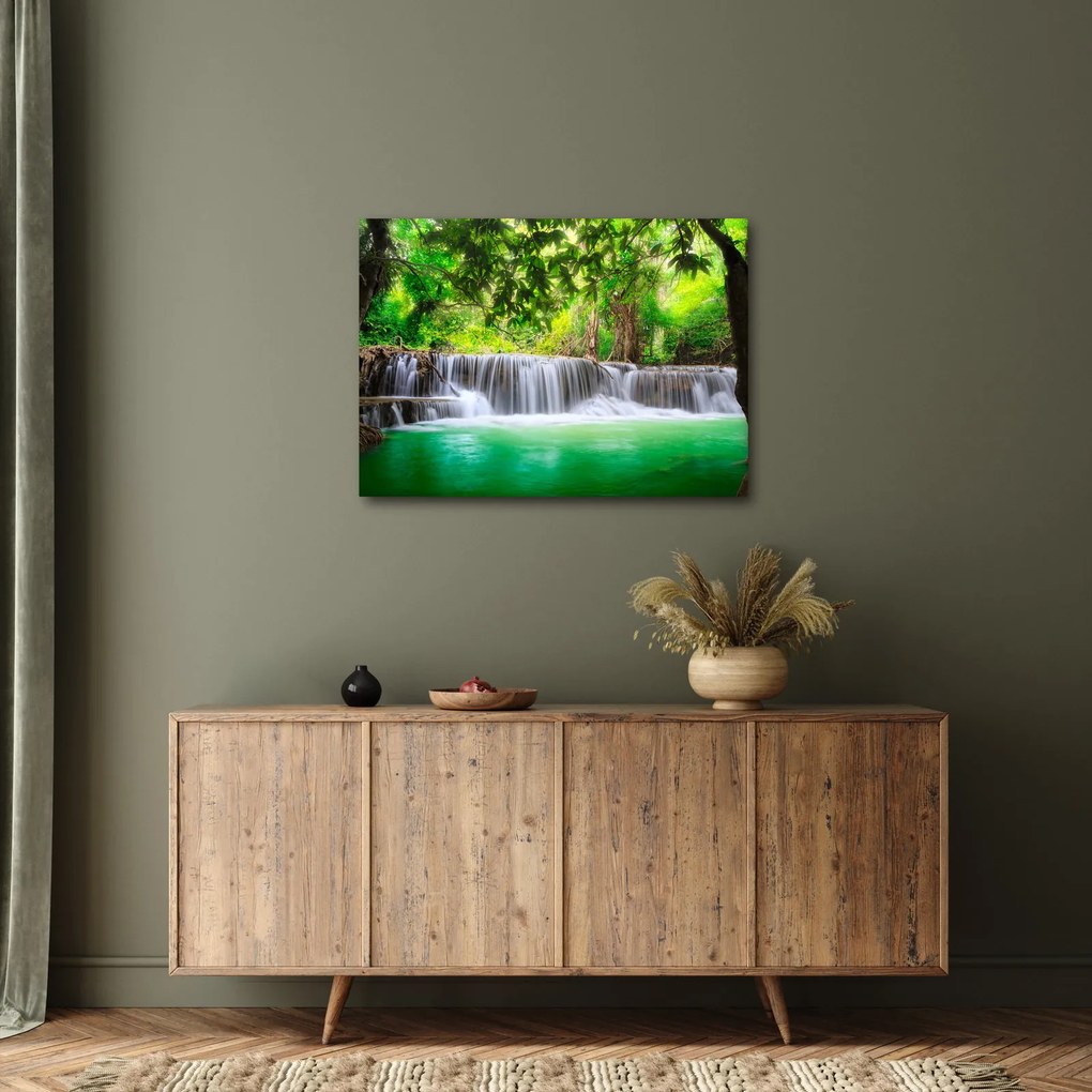 Kép egy vízesésről Kanchanaburiban, Thaiföldön (70x50 cm)