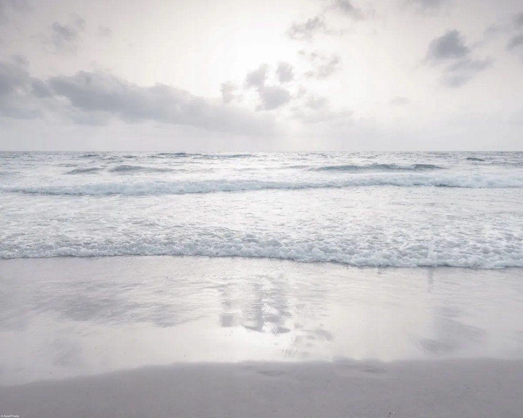 Poszter 50x40cm Csendes tengerpart felhőkkel, Assaf Frank