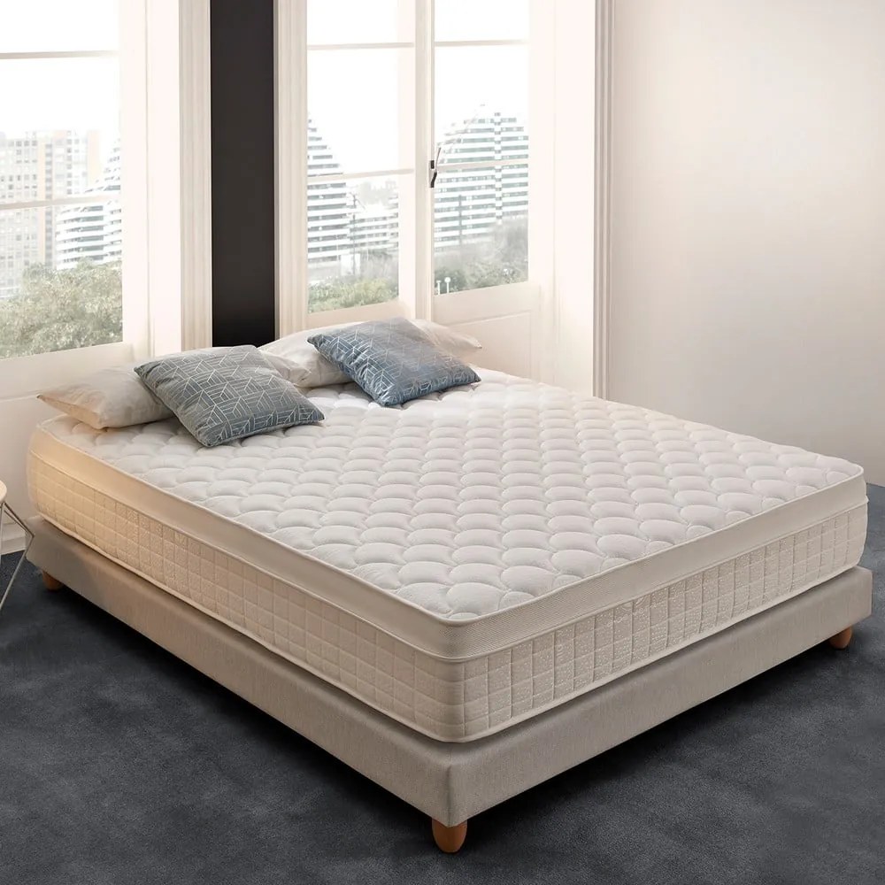 Közepes keménységű-extra kemény kétoldalas hab matrac 200x200 cm Royal Premium – Moonia