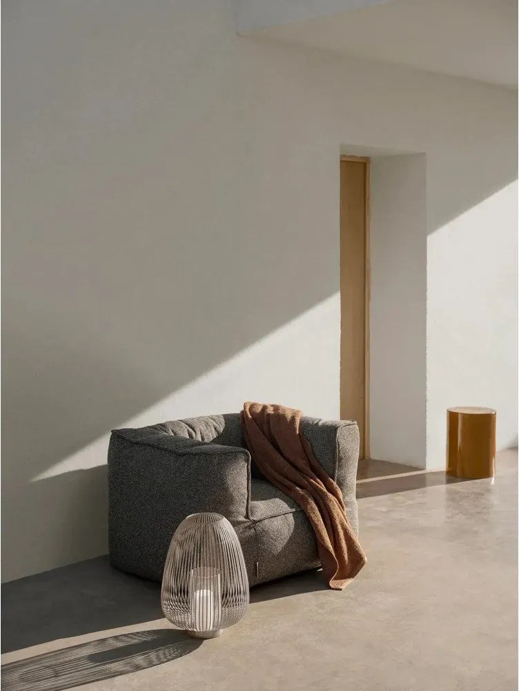 Szürkésbarna párnázott kerti fotel Grow – Blomus