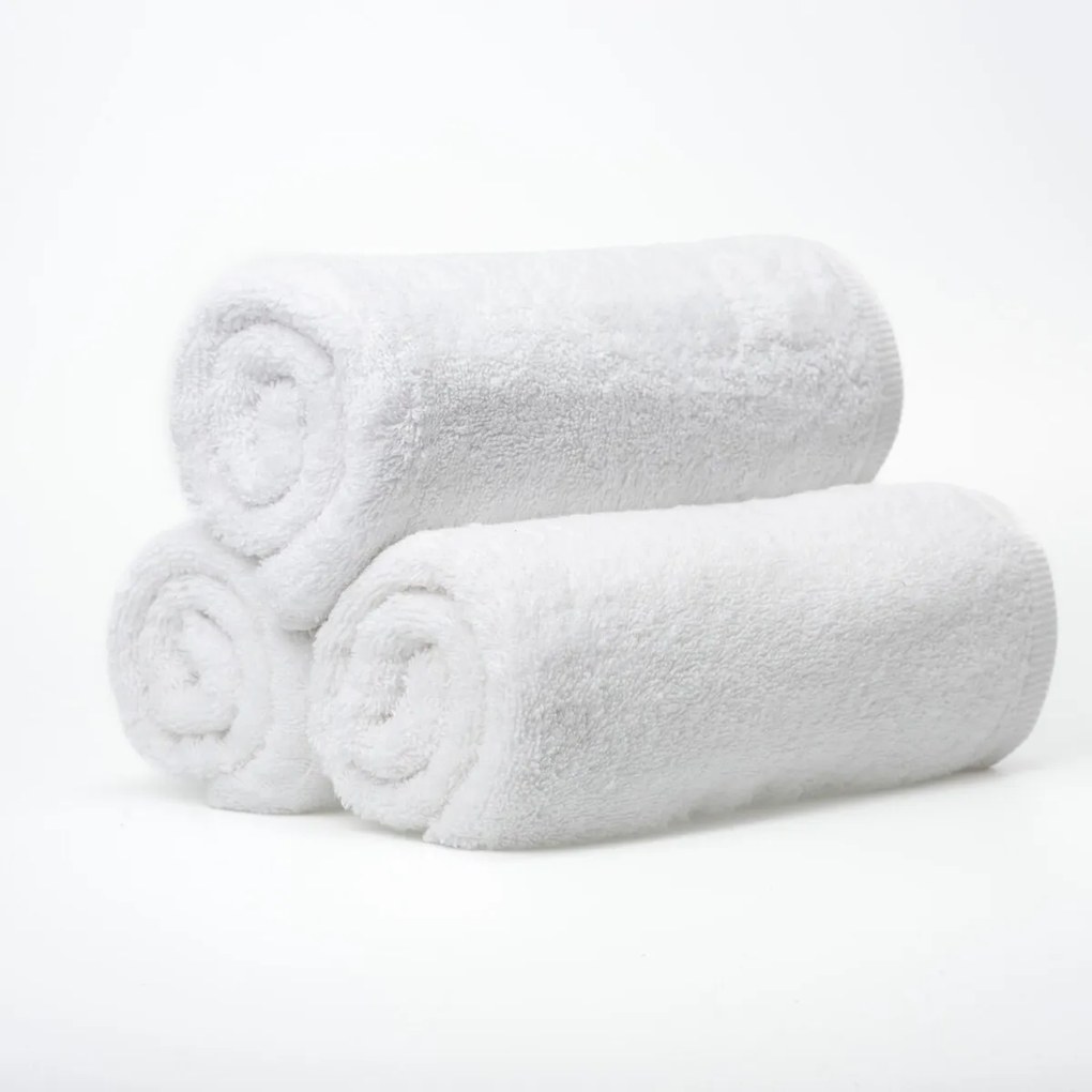 Forum pamut törölköző 50 x 30 Fehér 550 g/m