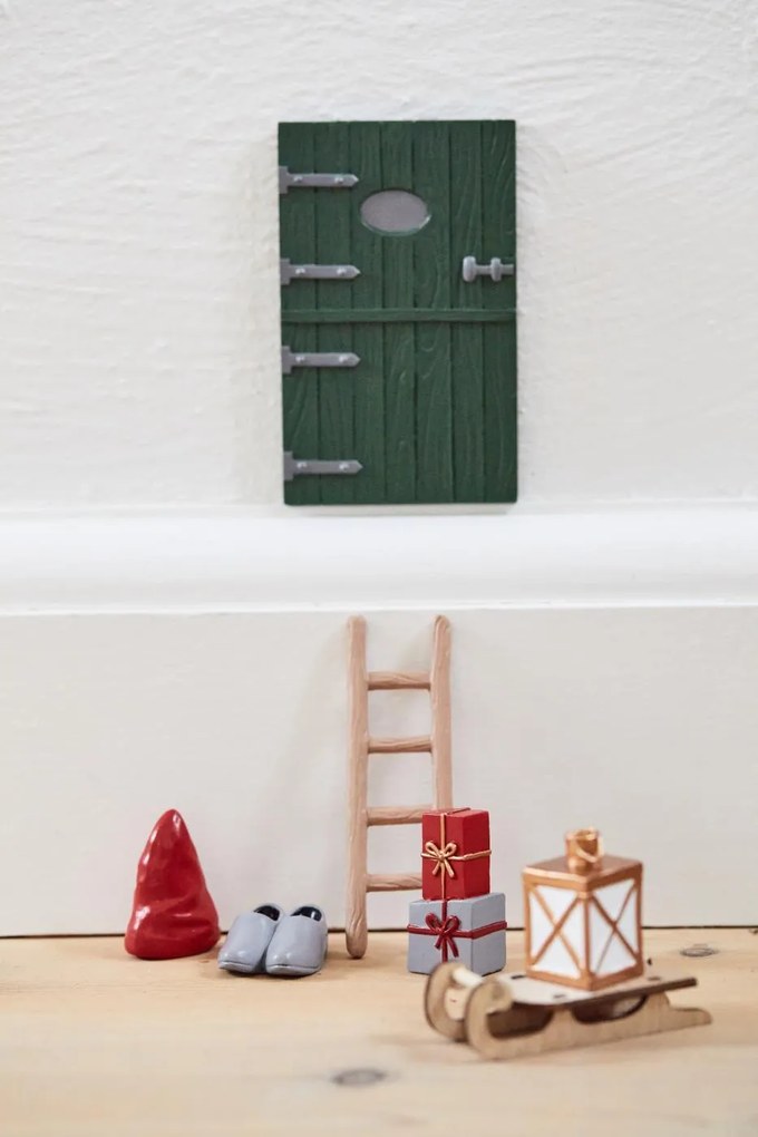 IB Laursen Dekoratív ajtók manóknak, 7 darabos készlet