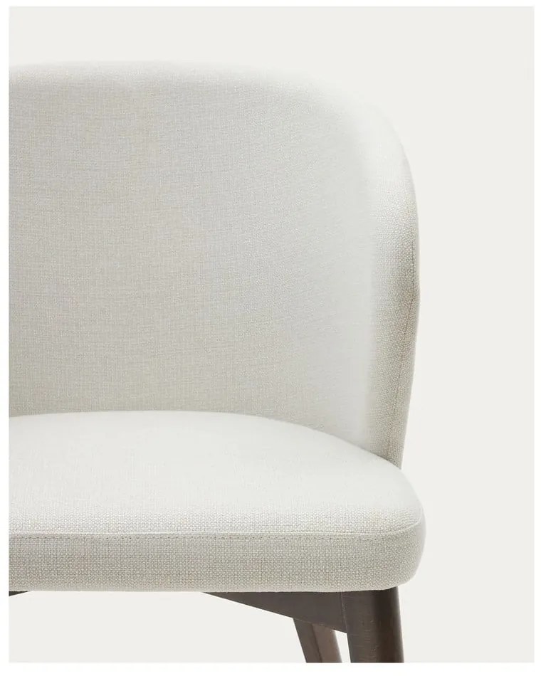 Krémszínű kárpitozott étkezőfotel Darice – Kave Home