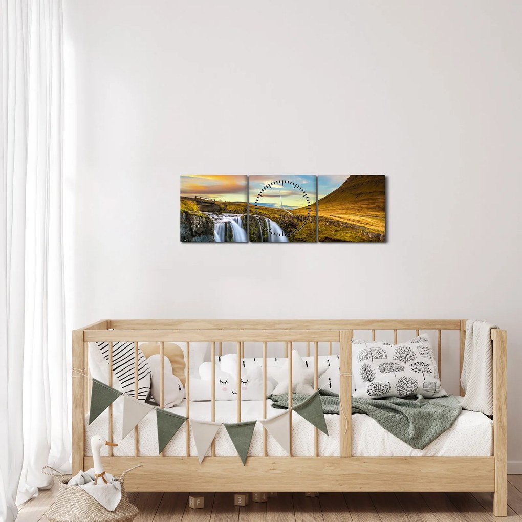 Kép a hegyekről és vízesésekről Izlandon (órával) (90x30 cm)