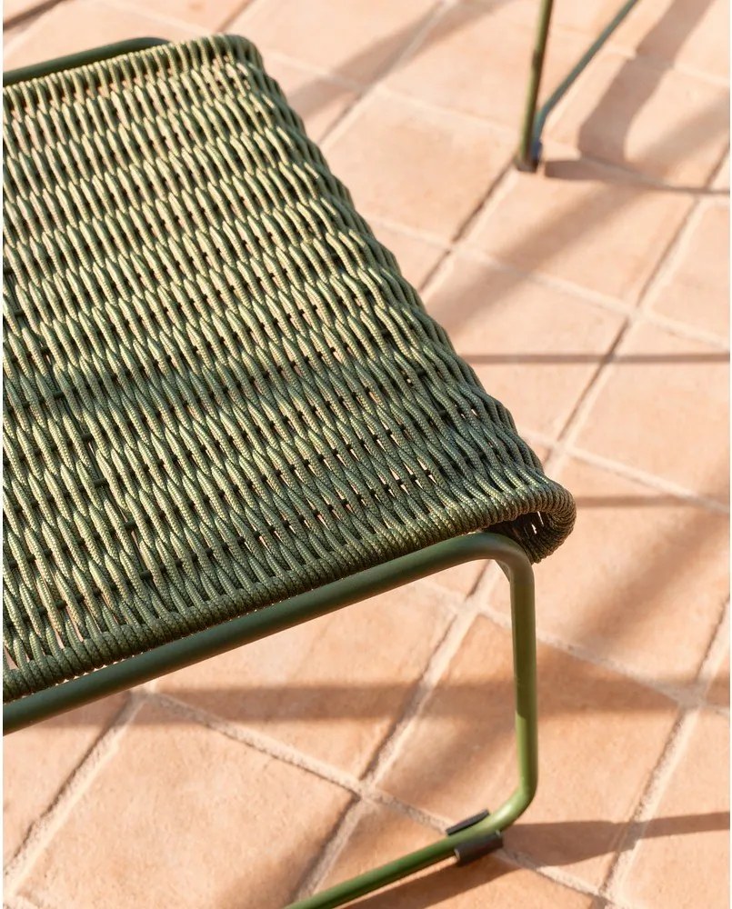 Zöld kerti puff Maurina – Kave Home