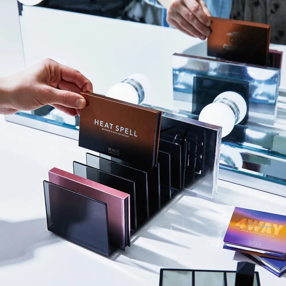 Matt fekete újrahasznosított műanyag fürdőszobai rendszerező kozmetikumokhoz Palette Station – iDesign