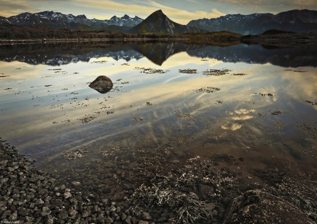 Poszter 29,7x21cm Hegyvidék a tengerparton, Assaf Frank