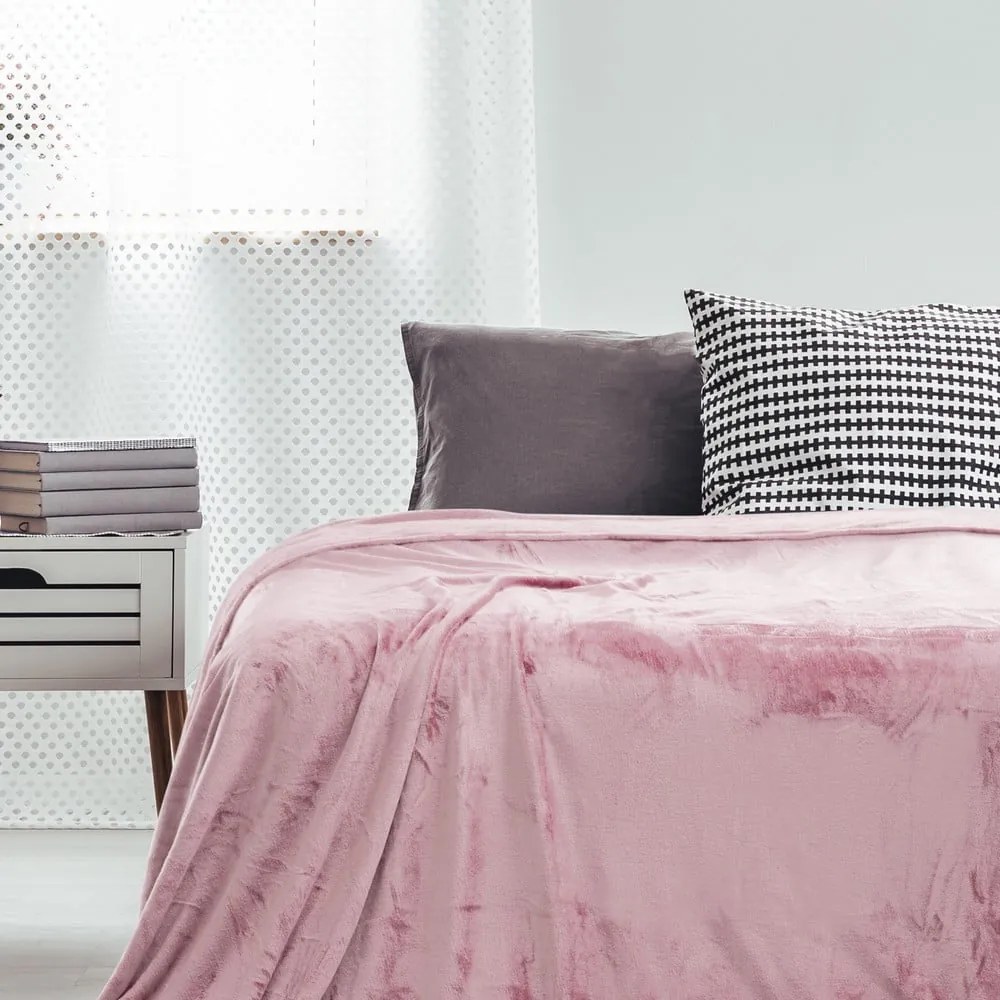 Mic világos rózsaszín mikroszálas takaró, 150 x 200 cm - DecoKing