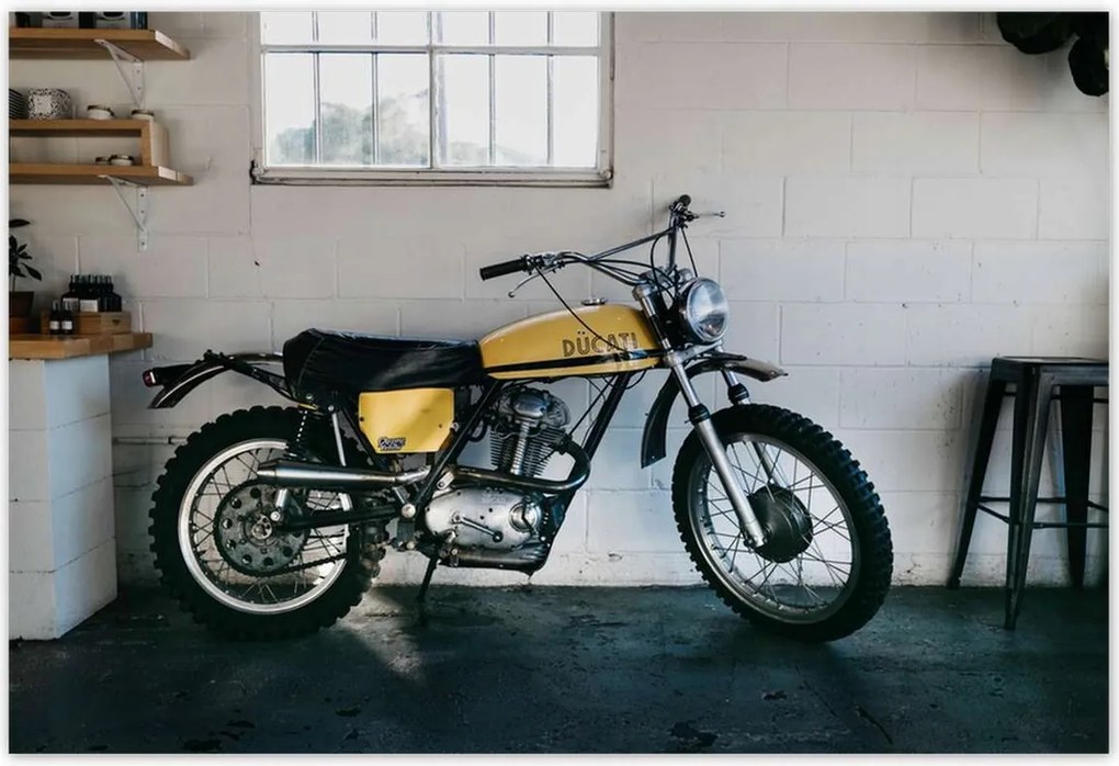 Poszterek 185x125 Ducati Chrome Yellow