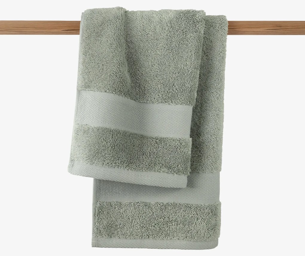 Goldea bambuszszálas törölköző és fürdőlepedő - zsálya színű 50 x 100 cm