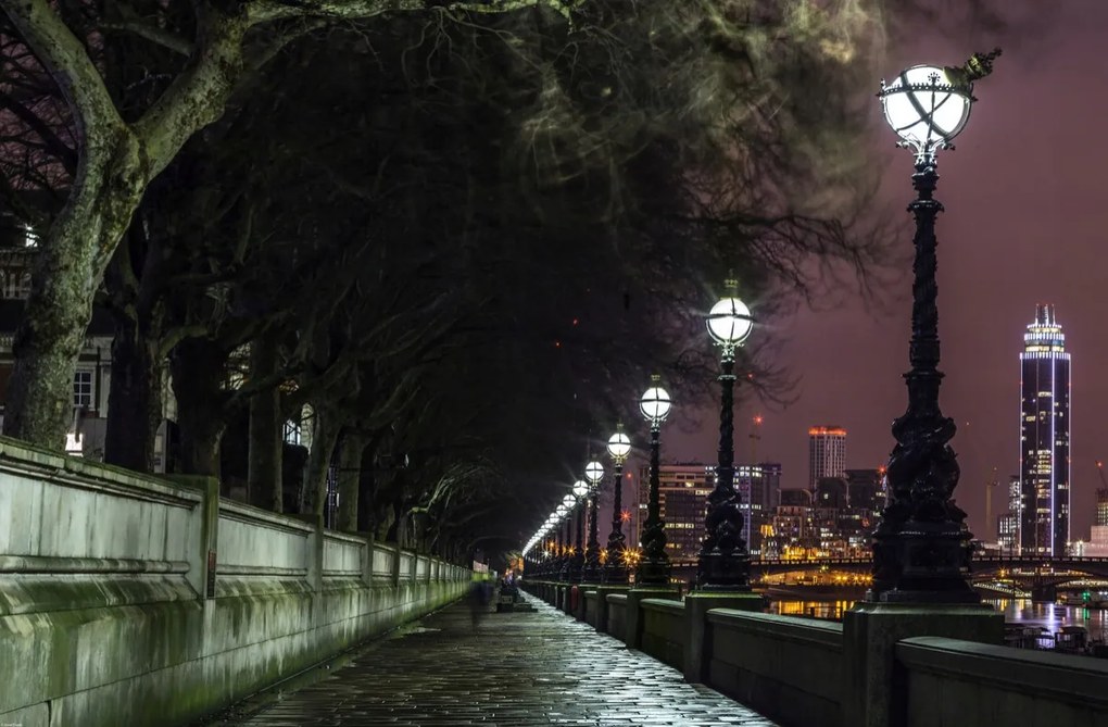 Poszter 91,5x60cm Esti sétány a Temze partján, Assaf Frank