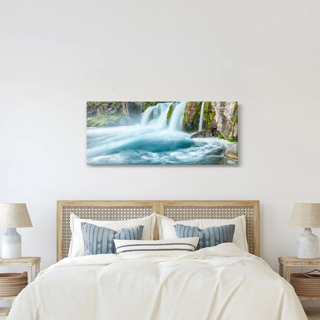 Kép - sziklák és a vízesés (120x50 cm)