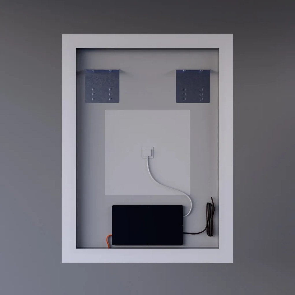 Álló fürdőszobai LED tükör 70x90cm | Páramentesítő - Óra - Fényerő és színhőmérséklet szabályozás | Welland Luxury-Line